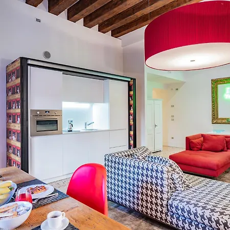 La Corte Dei Cuoridoro 1 Charming Apartment In San Marco ונציה